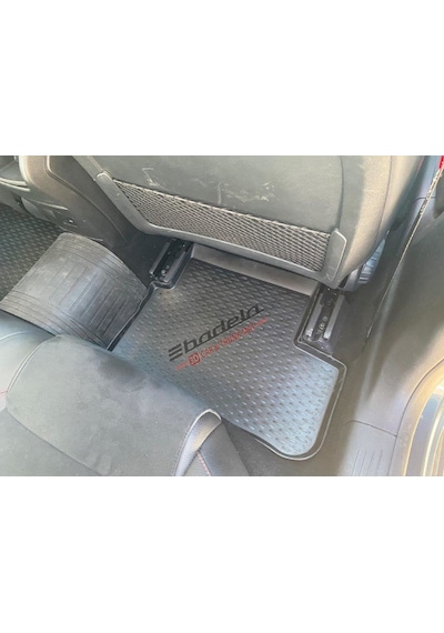 2014-2015 Mercedes B Serisi 3d Kauçuk Kokusuz Havuzlu Paspas