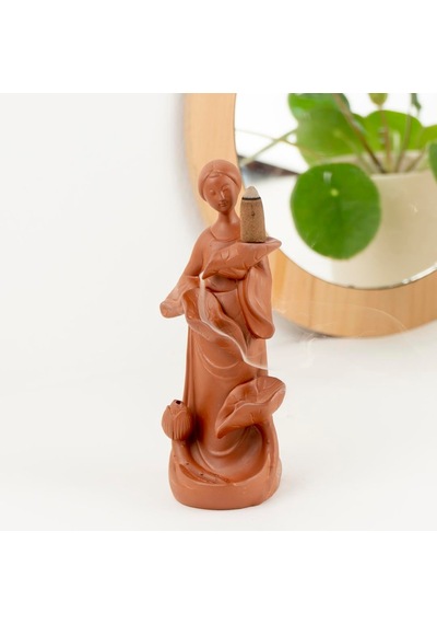 Zen Kadın Temalı Geri Akış Şelale Tütsülük