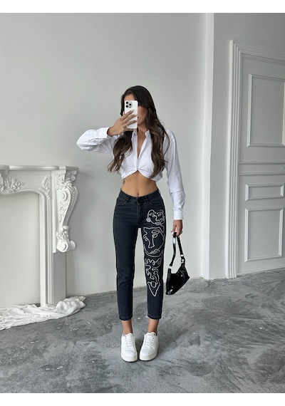 Blue Marlın Kadin Füme Sol Bacak Nakişli Mom Kot Jeans Siyah