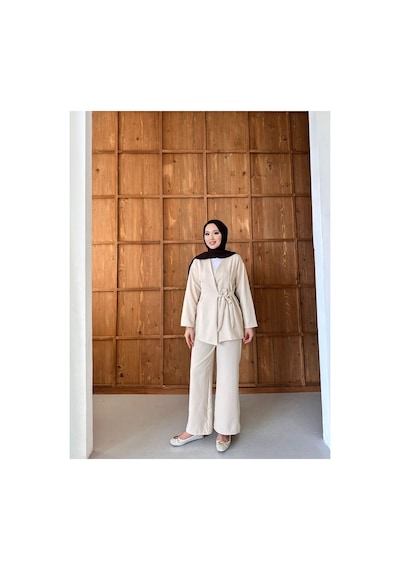 Unika Boutique - Kadın Giyim Lacivert Rengi Yandan Bağlama Detaylı Takım Tesettürlü Ikili Takım Alt Üst Takım Bej