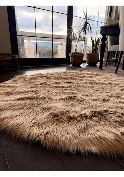A Post Camel Yumuşak Dokulu Peluş Halı Yuvarlak