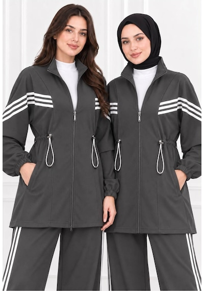 Hıra Co. Kadın Oyso Kumaş Dik Yaka Gizli Fermuarlı Bel İpli Tunik Pantolon Tesettür İkili Eşofman Takımı Gri Gri Hıra Co. Kadın Oyso Kumaş Dik Yaka Gizli Fermuarlı Bel İpli Tunik Pantolon Tesettür İkili Eşofman Takımı Gri Gri