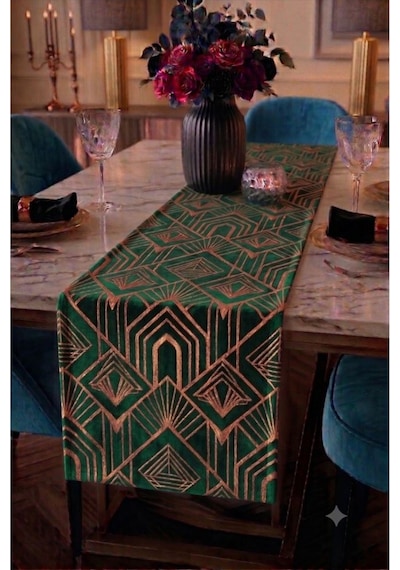Premium Masa Runner Dijital Baskılı Çizgi Desenli Dekoratif Salon Mutfak Yemek Masası Runner Örtüsü 45x140 Cm Yeşil