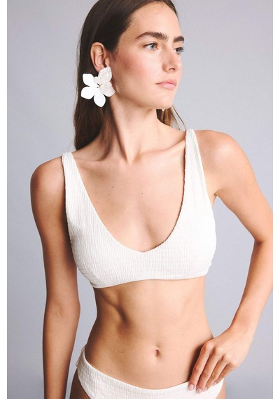 Defacto Regular Fıt Kırışık Dokulu Kumaş Kapalı Beyaz Bikini Üstü G3996ax26smwt16 Beyaz-wt16 Defacto Regular Fıt Kırışık Dokulu Kumaş Kapalı Beyaz Bikini Üstü G3996ax26smwt16 Beyaz-wt16