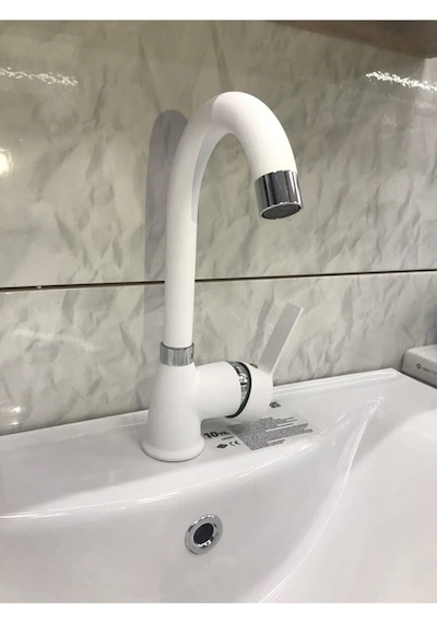 Beyaz Kısa Lavabo Bataryası Delta Banyo Sıcak Soğuk Su Girişli Musluk Beyaz