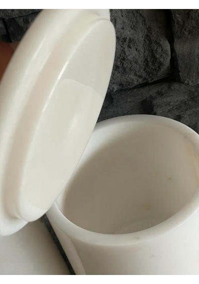Beyazı Mermer 7'li Banyo Takımı Özel Seri Yeni Mermer Kulplu Siyah Aksesuarlı Beyaz