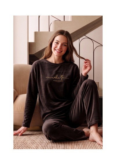 Nisanca Kışlık Kadın Kadife Pijama Takımı - Süper Soft Serisi Kahve