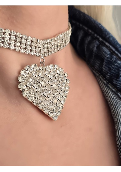 Sallantılı Kalp Model Rhinestone Choker Tasma Model Gümüş Renk Kolye Silver Çok Renkli