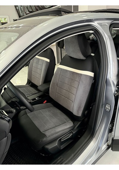 Citroen C4 2021-2024 Arası Uyumlu Arka Sırt 2+1 Arka Sırt Kolçaklı Model