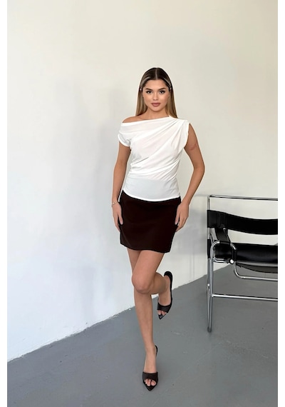 Giysa Kadın Asimetrik Yaka Büzgü Detaylı Bluz Beyaz - 25y 2421 Beyaz