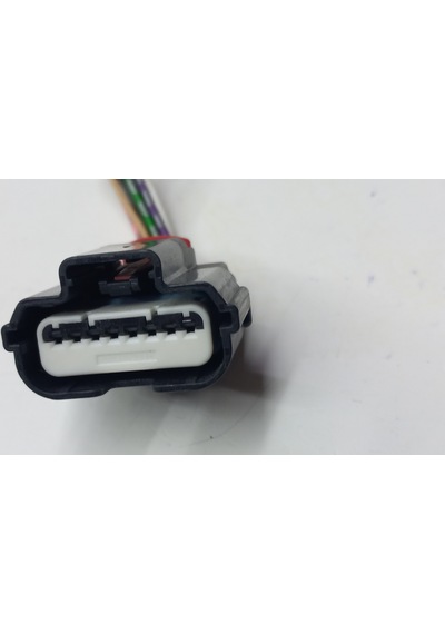 Nissan X-trail Arka Sensör Köşe Radar Soketi 8024