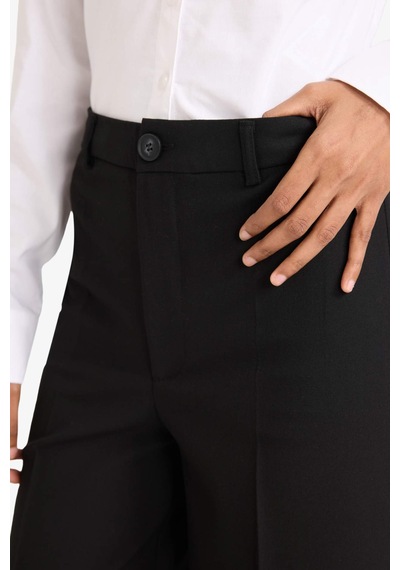 Defacto Straight Fit Pantolon F6214AX25AU