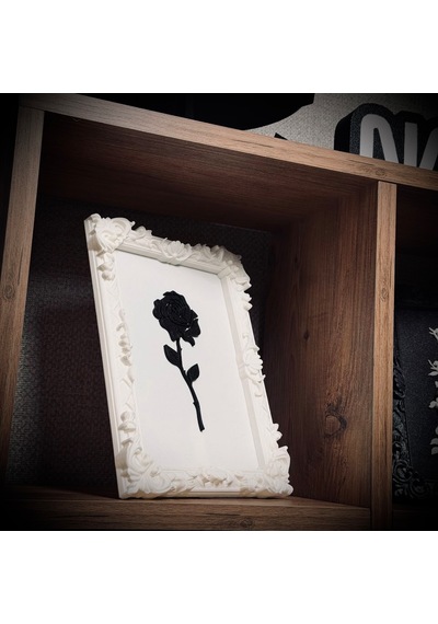 Monarch Rose Kabartma Gül Model Varaklı Beyaz Premium Tablo 170mm X 230mm Masaüstü İçin