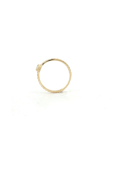 14 Ayar Altın Oval Solitaire Taşlı Eklem Yüzük