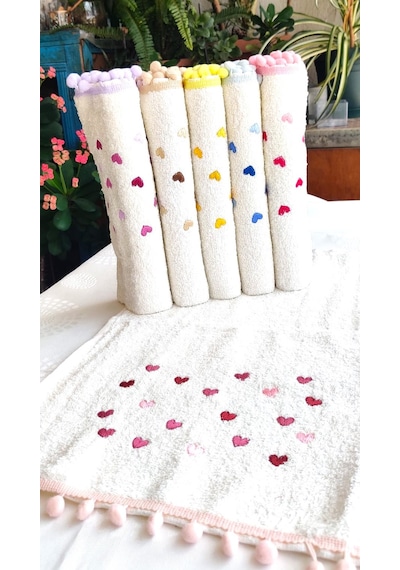 Annem 30x50 Cm. 6'lı Set Kalp Nakışlı Ponponlu Bukle Havlu Set