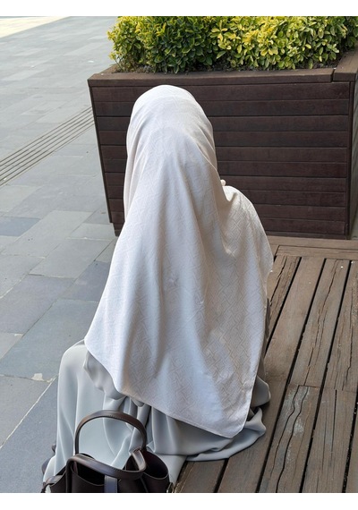 Qalortex Scarf Premium Jakarlı Sare Büyük Boy Eşarp -krem