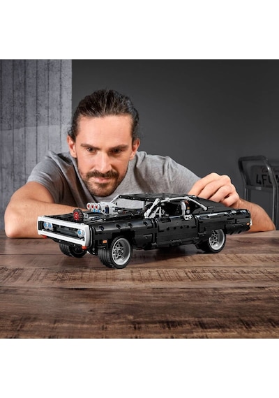 LEGO® Technic 42111 Dom'un Dodge Charger'ı 1077 Parça
