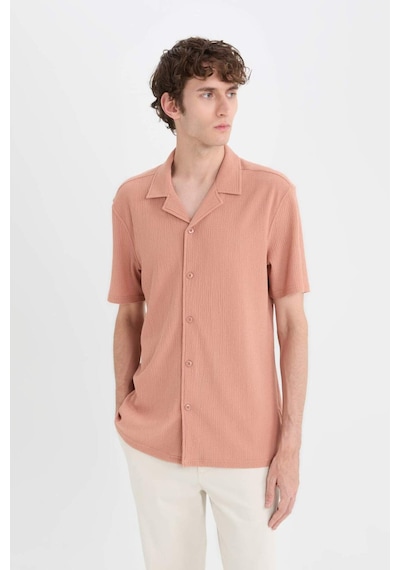 Defacto Modern Fit Polo Yaka Dokulu Penye Kısa Kollu Gömlek C4125AX25SM Kahve Defacto Modern Fit Polo Yaka Dokulu Penye Kısa Kollu Gömlek C4125AX25SM Kahve
