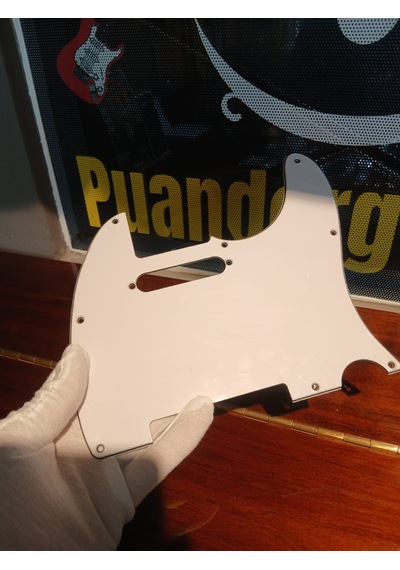 Telecaster Pickguard Beyaz Renk 3 Katlı 8 Delik
