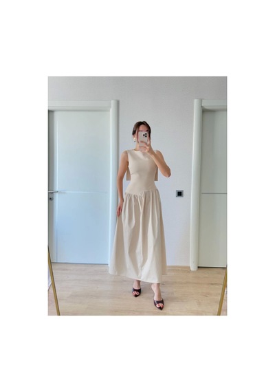 Butik İstanbul Arkası Kanatlı Uzun Elbise- Bej