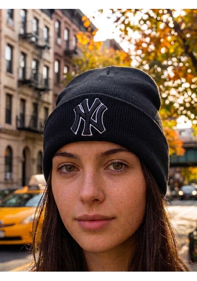 Hamze Ny New York Nakışlı Unisex Pamuklu Akrilik Kışlık Bere Siyah - Beyaz