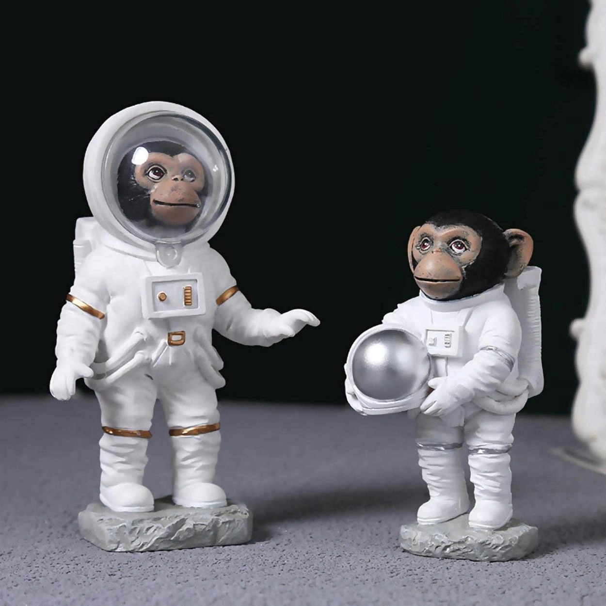 Modern Astronot Maymun Figür Biblo 13 Cm Ev Ofis Masa Süsü Dekoratif Uzay Temalı Hediyelik Heykel
