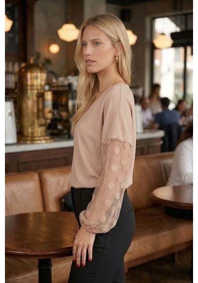 Armonika Kadın Bej V Yaka Yarasa Kol Kolları Desenli Bluz Arm-26y001065