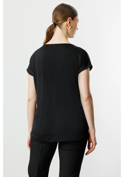 On Fashion Dilim Yaka Kadın Basic Bluz 25y.on.blz.51393.01 Siyah