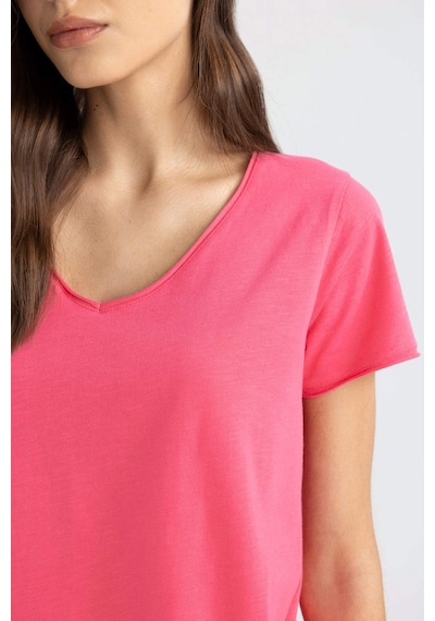 Defacto Regular Fit V Yaka Basic Kısa Kollu Tişört K1507AZ24SMPN239 Pembe Defacto Regular Fit V Yaka Basic Kısa Kollu Tişört K1507AZ24SMPN239 Pembe