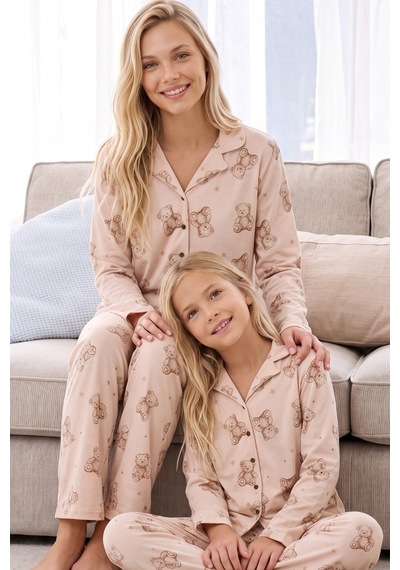 Siyah İnci Desenli Termal Kumaşlı Ultra Soft Yumuşak Düğmeli Örme Pijama Takımı 26226813 Krem Siyah İnci Desenli Termal Kumaşlı Ultra Soft Yumuşak Düğmeli Örme Pijama Takımı 26226813 Krem
