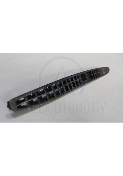 Volkswagen Bora 1999-2005 Cam Önü Havalandirma Izgarasi 345582532