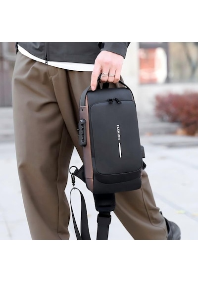 Riverworld River World Ön Göğüs Çantası Erkekleri İçin Powerbank Destekli Çok Renkli