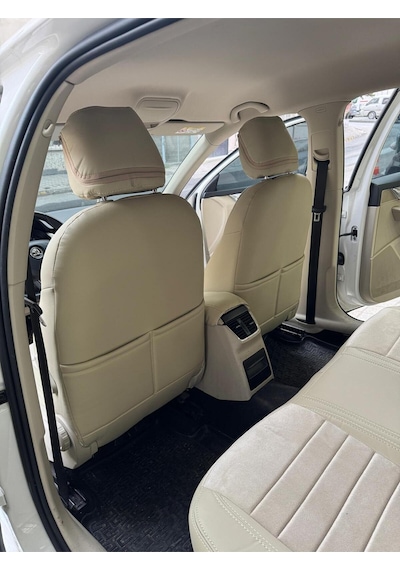 Skoda Octavia 2013-2019 Arası Arka Sırt 2+1 Arka Sırt Kolcaklı Model-oto Koltuk Kılıfı