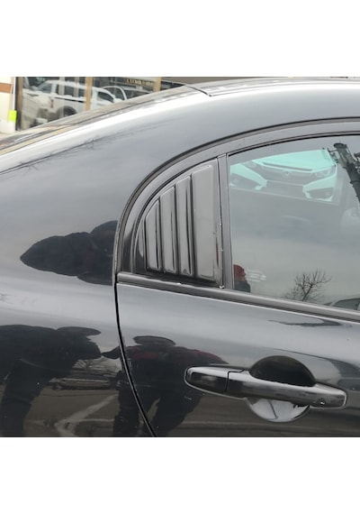 Honda Civic 2006-2012 Yıl Aralığı Uyumlu Kelebek Cam Aksesuarı