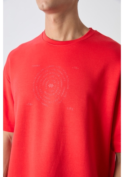 Tommy Life Fiesta Pamuklu Kalın Yumuşak Dokulu Oversize Fit Baskılı Erkek T-shirt - 88324 Kirmizi Tommy Life Fiesta Pamuklu Kalın Yumuşak Dokulu Oversize Fit Baskılı Erkek T-shirt - 88324 Kirmizi