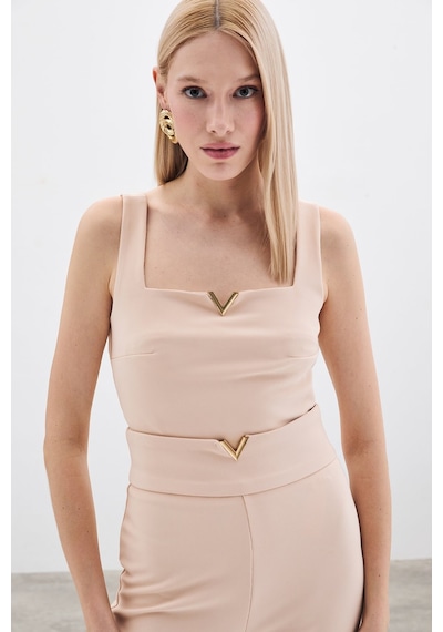 Sateen Yaka Gold Aksesuarlı Bluz - Bej-135430 Bej