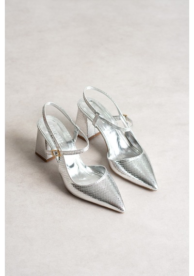 Dabab Shoes Tamara Kadın Gümüş Yılan Desenli Sivri Burun Bilekten Bantlı 7 Cm Kalın Topuklu Slingback Ayakkabı Dabab Shoes Tamara Kadın Gümüş Yılan Desenli Sivri Burun Bilekten Bantlı 7 Cm Kalın Topuklu Slingback Ayakkabı