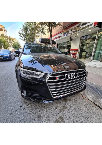 Audı A3 S3 Panjur 2016-2020 Arası Uyumlu Grille S3 Sıyah-Krom