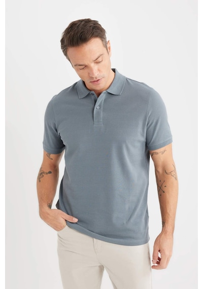 DeFacto %100 Pamuk Regular Fit Polo Yaka Kısa Kollu Basic Düz Pike Kumaş Tişört C1293AX25SPGR314