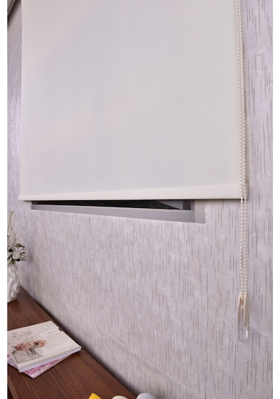 Beyaz Düz Etek Dilimsiz İp 1001 Zebra Stor Güneşlik Perde