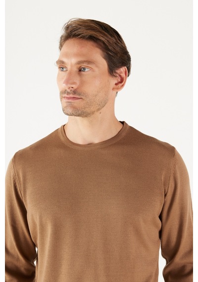AC&Co / Altınyıldız Classics Erkek Vızon Standart Fit Normal Kesim Bisiklet Yaka Triko Vizon AC&Co / Altınyıldız Classics Erkek Vızon Standart Fit Normal Kesim Bisiklet Yaka Triko Vizon