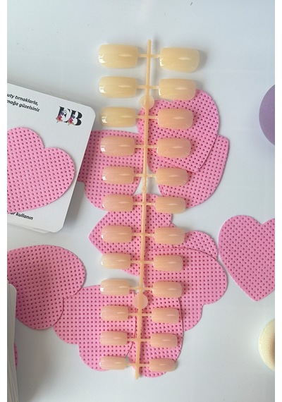 24 Adet Renkli Kare Orta Uzun Takma Tırnak 815 815-21