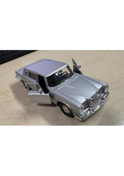Oyuncak Metal Model Araba 1/36 Çek Bırak Gümüş Gri 1963 Mercedes Benz 600