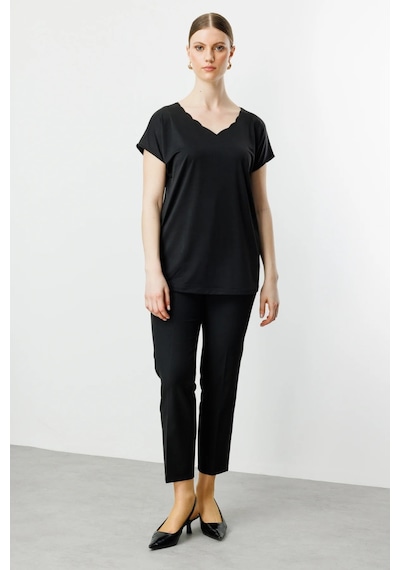 On Fashion Dilim Yaka Kadın Basic Bluz 25y.on.blz.51393.01 Siyah