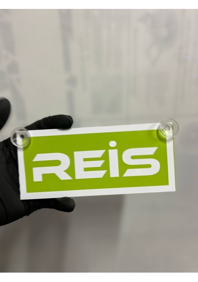 Yeşil Renk Üzeri Beyaz Renk Reis Yazılı Vantuzlu Cam Süsü
