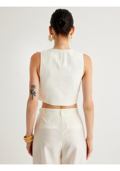 Koton Koton X Melis Ağazat - Crop Yelek V Yaka Tencel Kumaş Kırık Beyaz 4sak20094pw Ekru