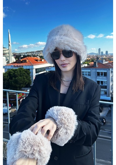 Mollycrush Kadın Bej Peluş Kürk Bucket Şapka Manşet Seti Premium Bej
