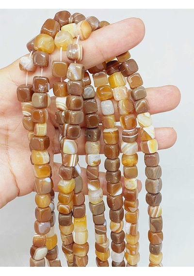 Akik Taşı Küp Şekilli 6-7mm Aralığı Dizi 54452 Çok REnkli