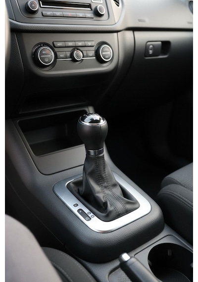 Vw Tiguan Vites Topuzu Ve Körük 2007-2011 6 İleri Krom Siyah 5n0711113 Sıyah