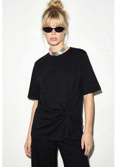 Shade Kadın Vatkalı Omuz Detaylı Düğüm Detaylı Kısa Kollu T-shirt 1067 60286068 - Siyah